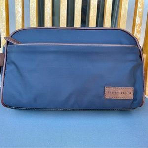 Men’s Perry Ellis Portfolio Toiletry Bag!